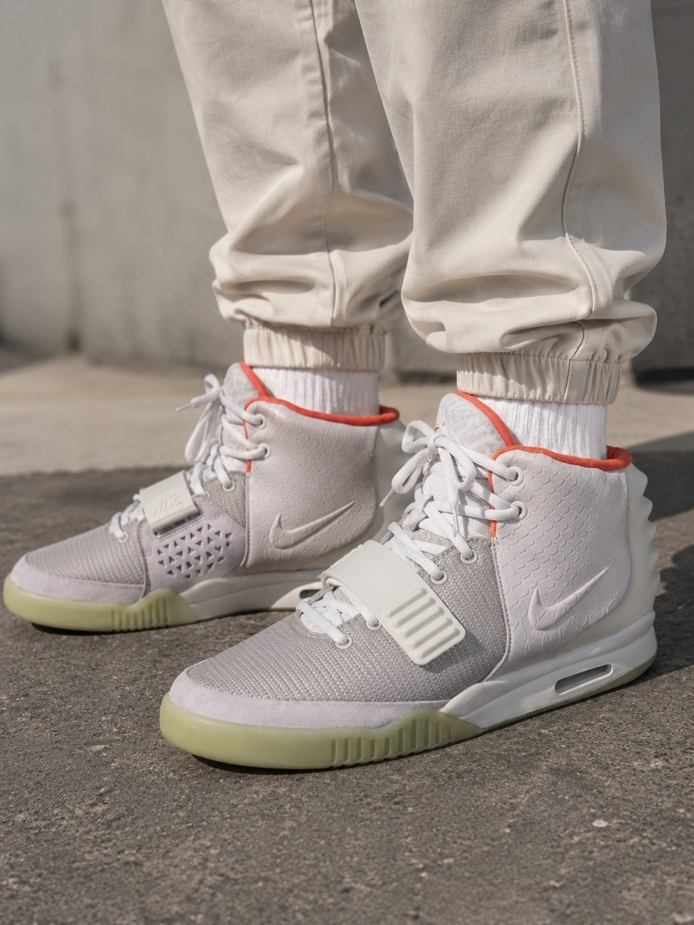 Nike Air Yeezy 2 NRG Pure Platinum 508214-010 Size 11 DS